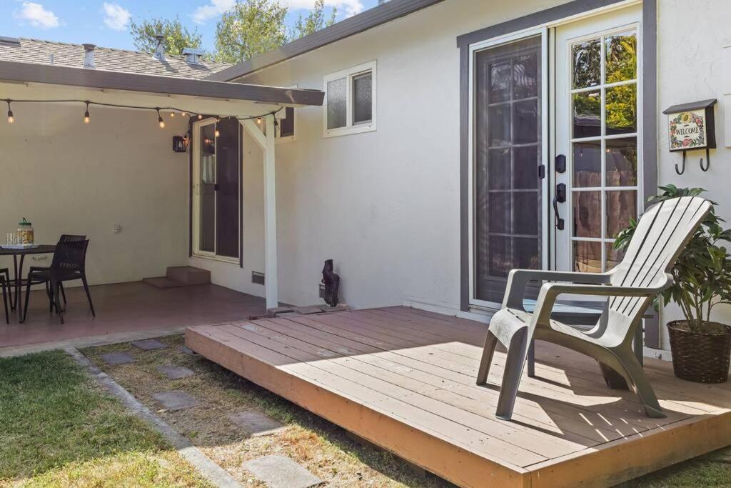 Trinity Escape Entire Home Near Lodi Lake Ngoại thất bức ảnh