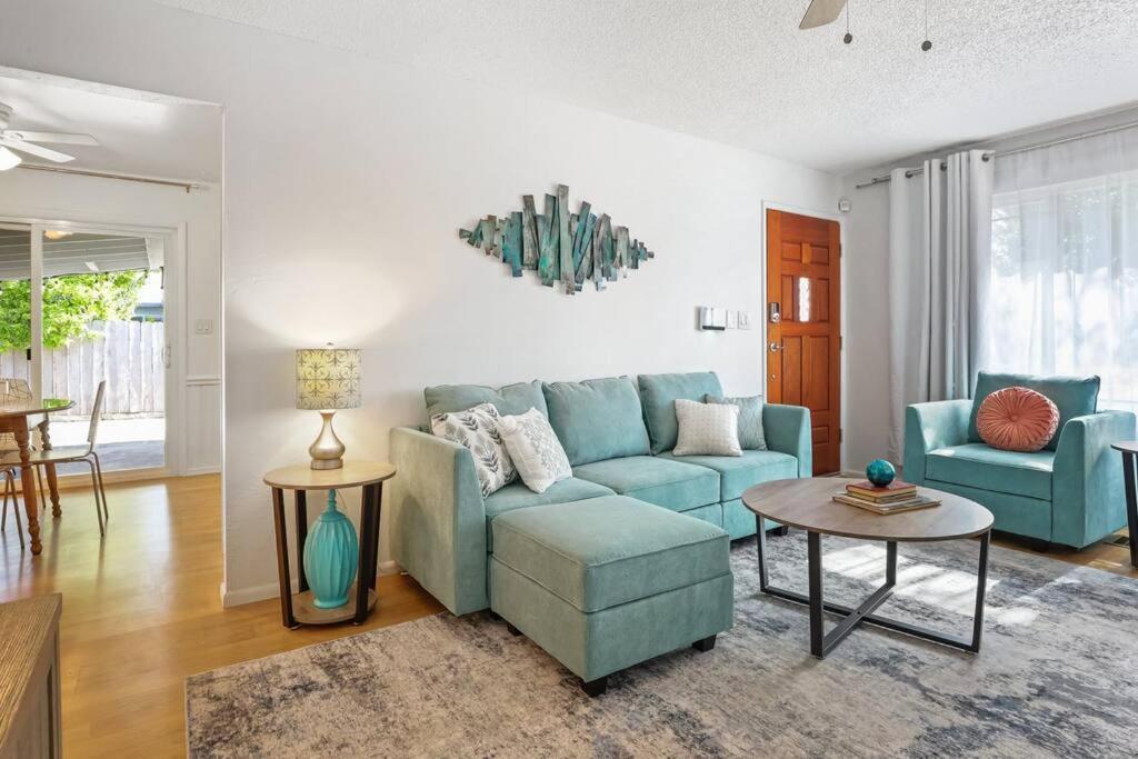 Trinity Escape Entire Home Near Lodi Lake Ngoại thất bức ảnh